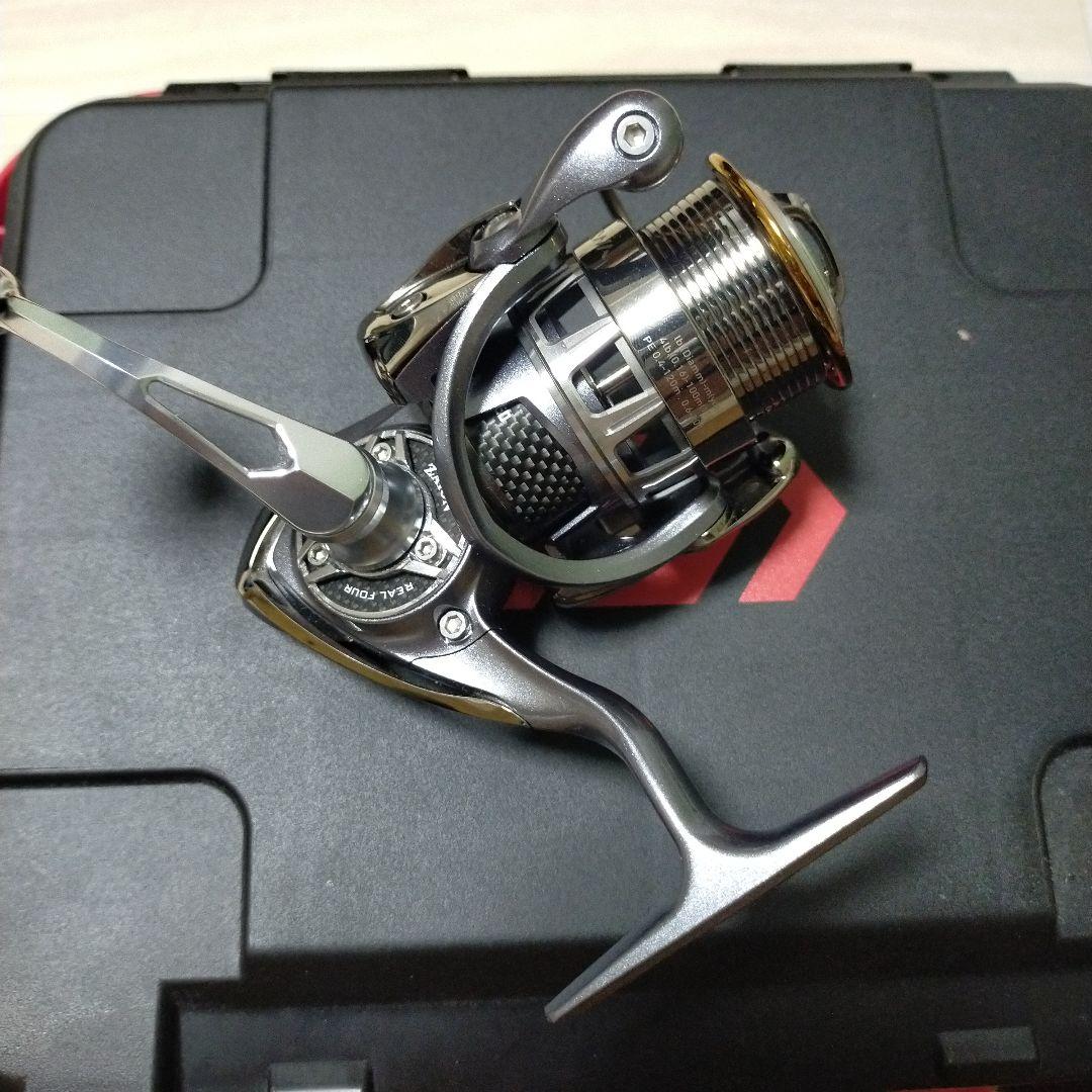 希少美品　DAIWA 12イグジスト2004