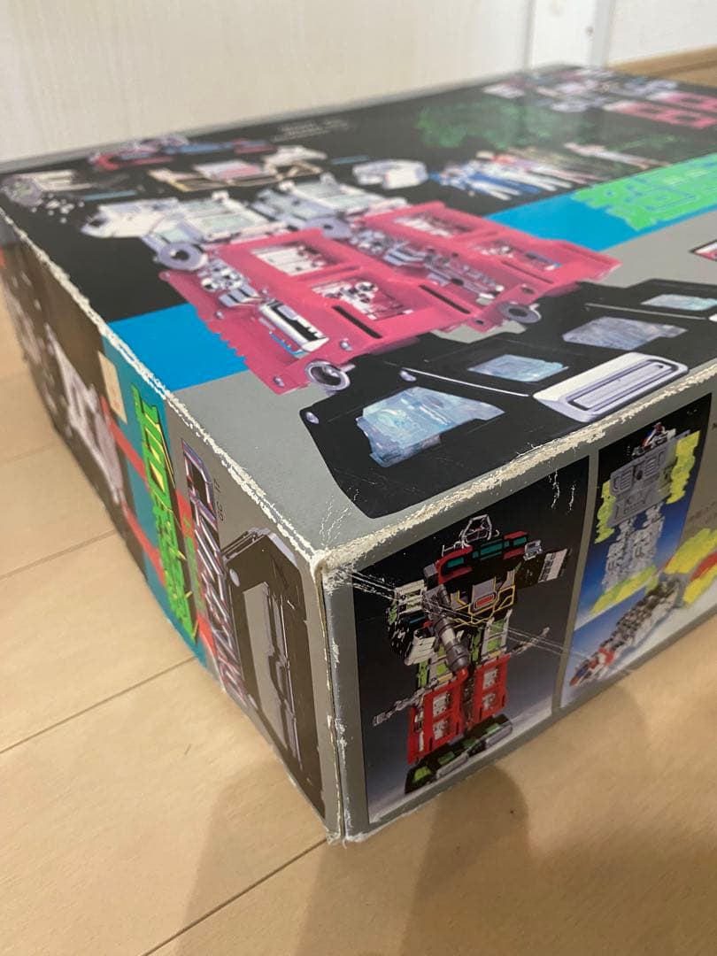 超電送ロボ　DXレザリオン