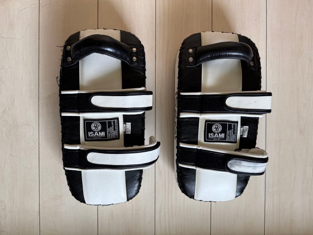 ISAMI キックミットTS FS-12（2個セット）