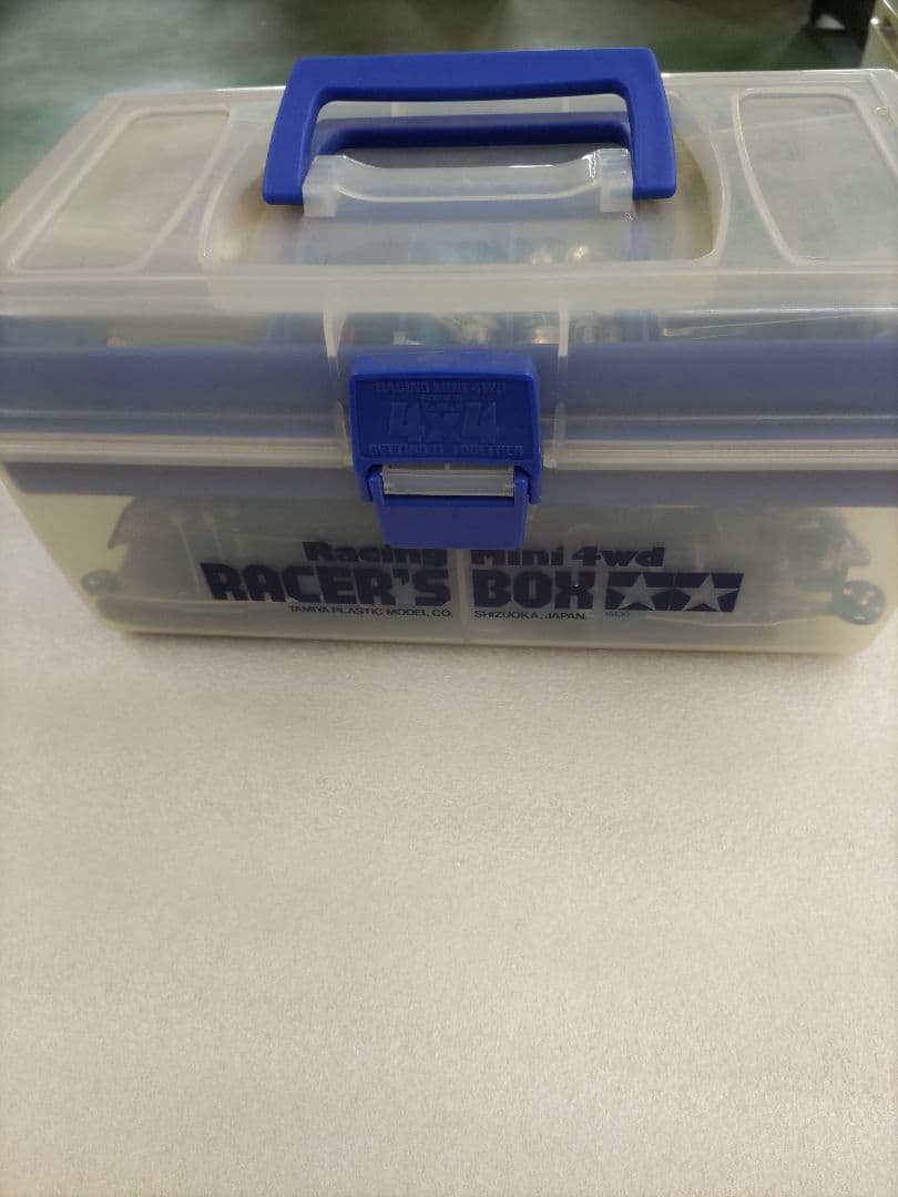 ミニ四駆　５台セット　TAMIYAのボックス付き　パーツ類多数