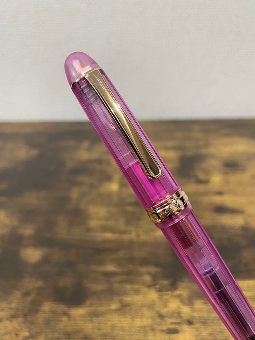 新品未使用　限定モデル　ニース　リラ　14金　字幅M プラチナ　万年筆　3776