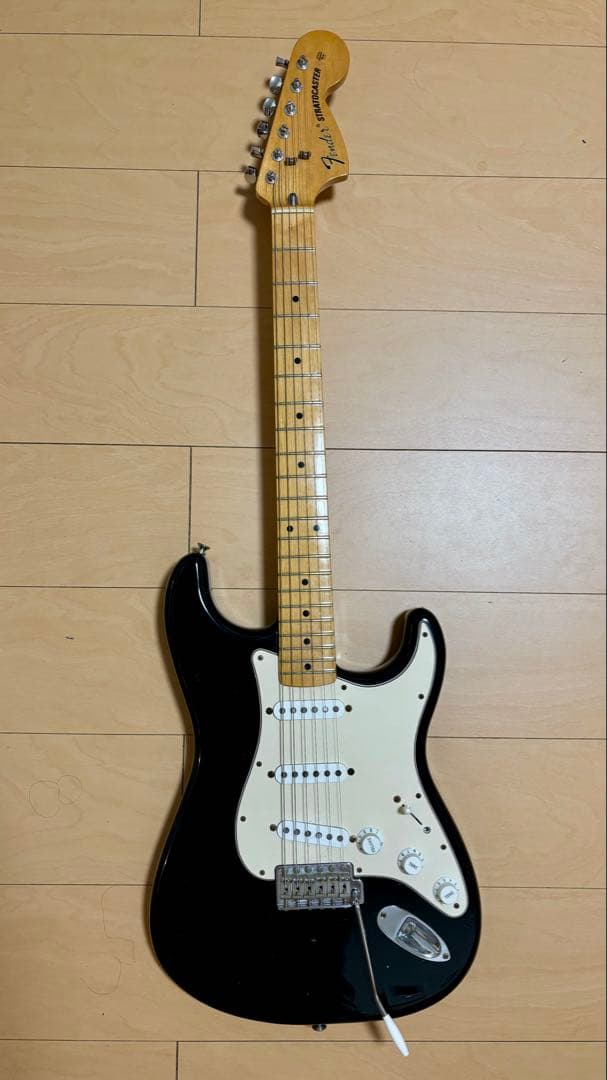 エレキギター　Fender mexco Stratocaster 71年モデル