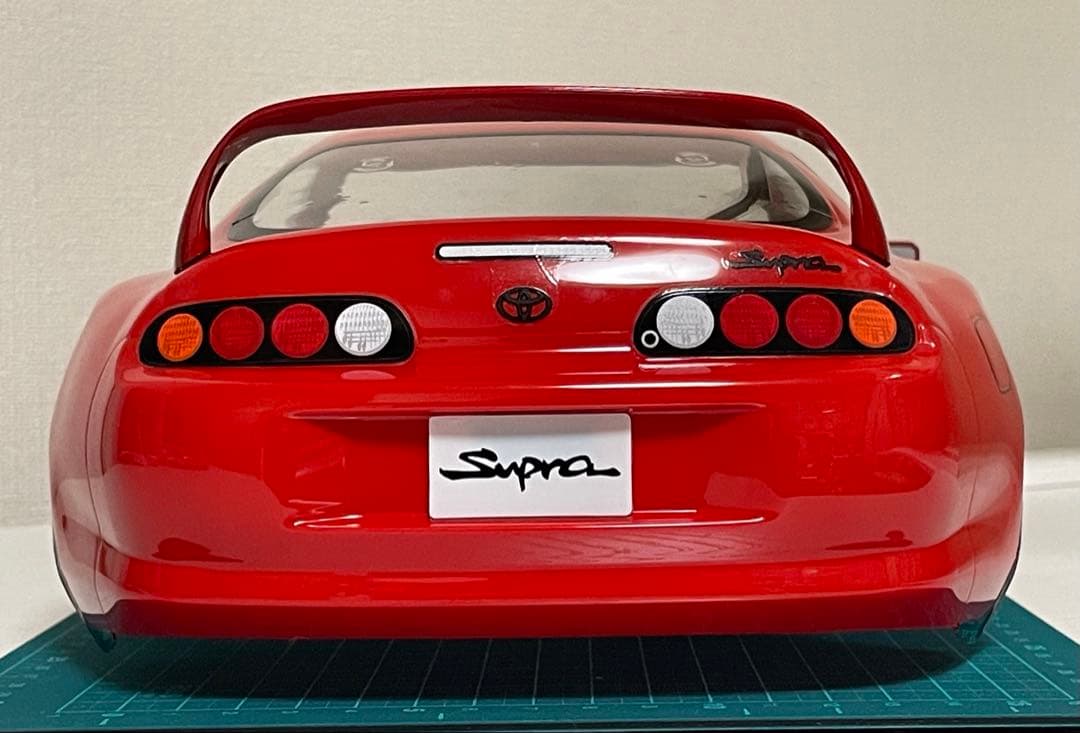 タミヤラジコンボディ　80スープラ