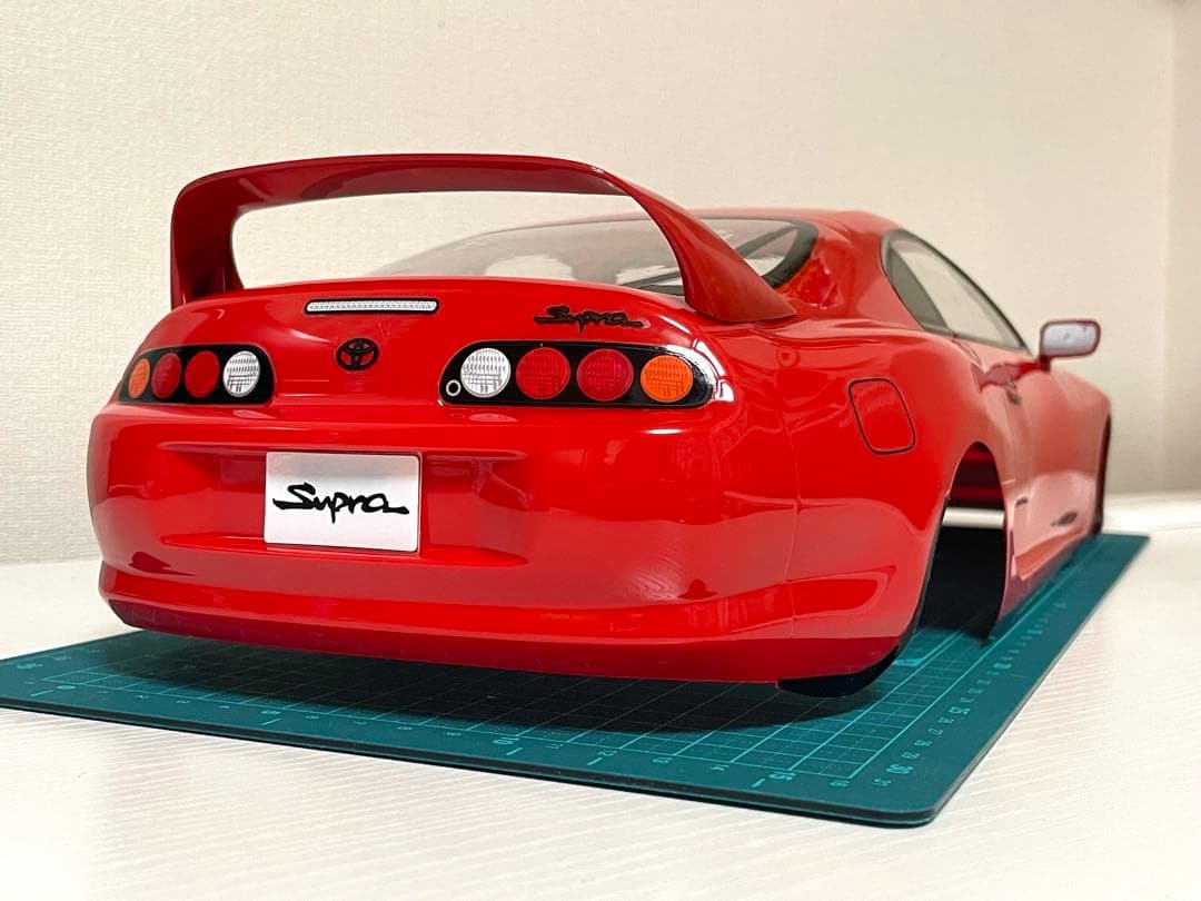 タミヤラジコンボディ　80スープラ