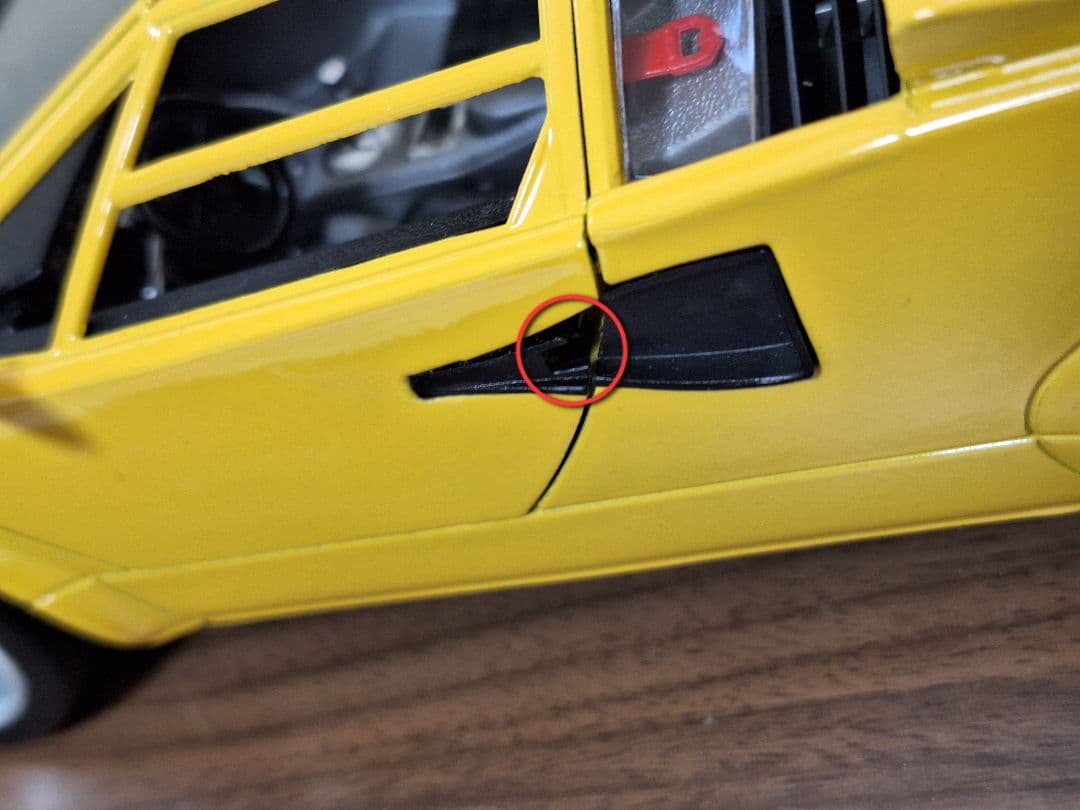 ランボルギーニ カウンタック 1/18 ランボルギーニ 1988 ブラーゴ