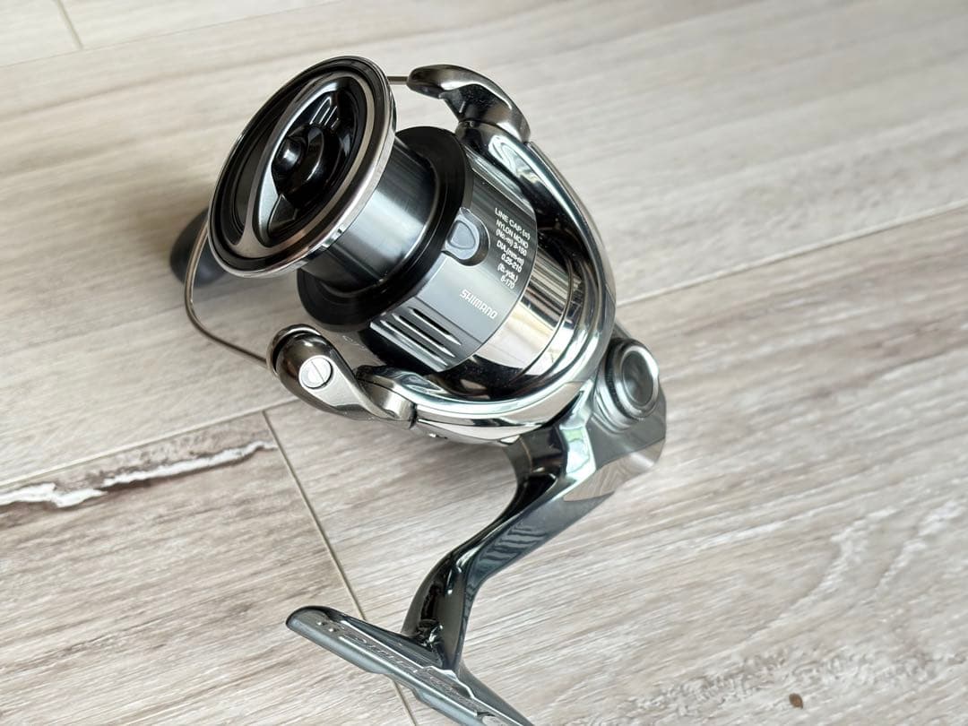 【美品】シマノ　22 ステラ　c3000xg