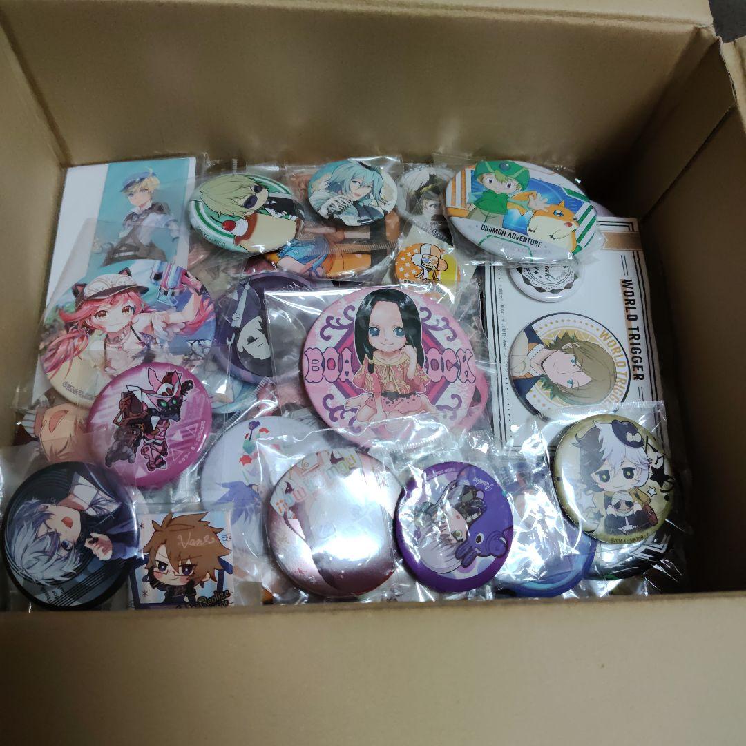 アニメ　ノンジャンル　まとめ売り　缶バッジのみ 250個以上