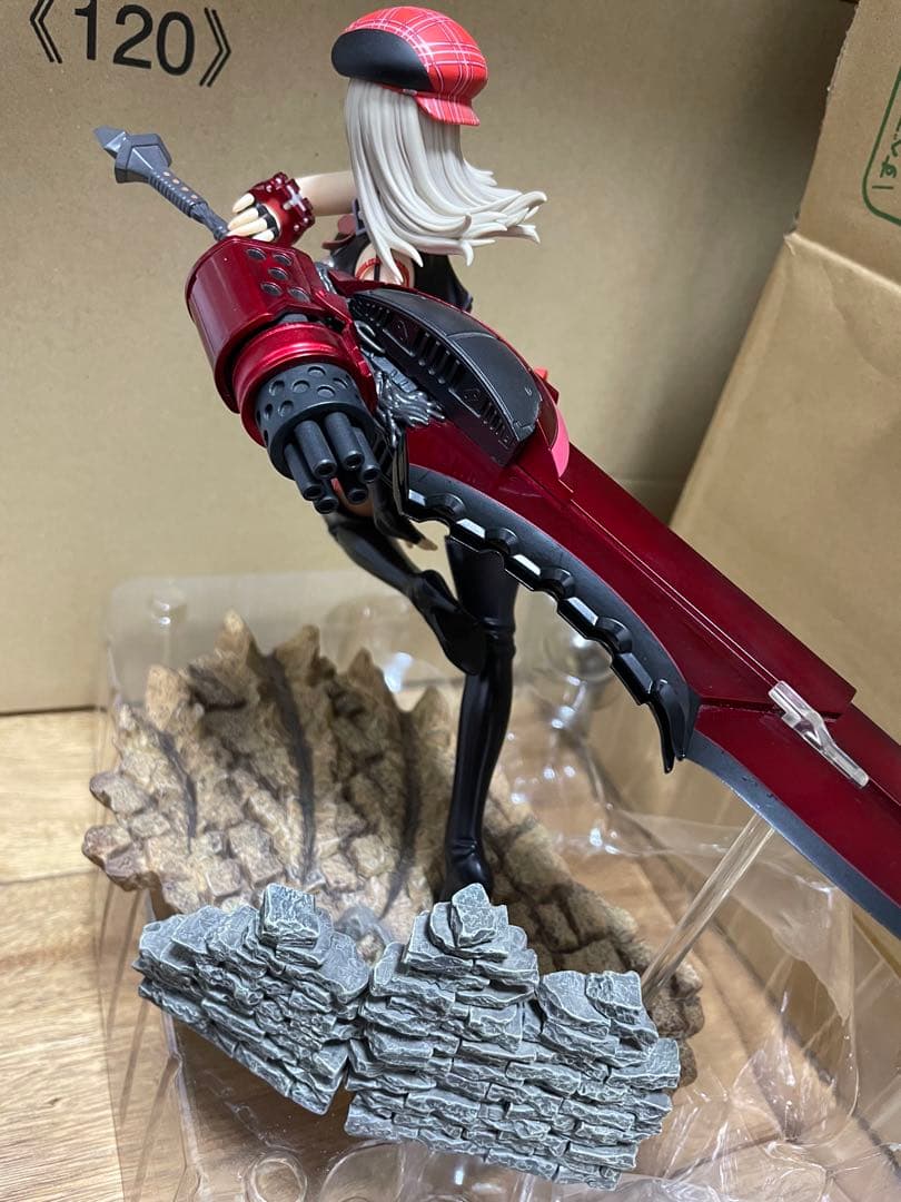 GOD EATERアリサイリーニチナアミエーラ 1/8フィギュアアルファマックス