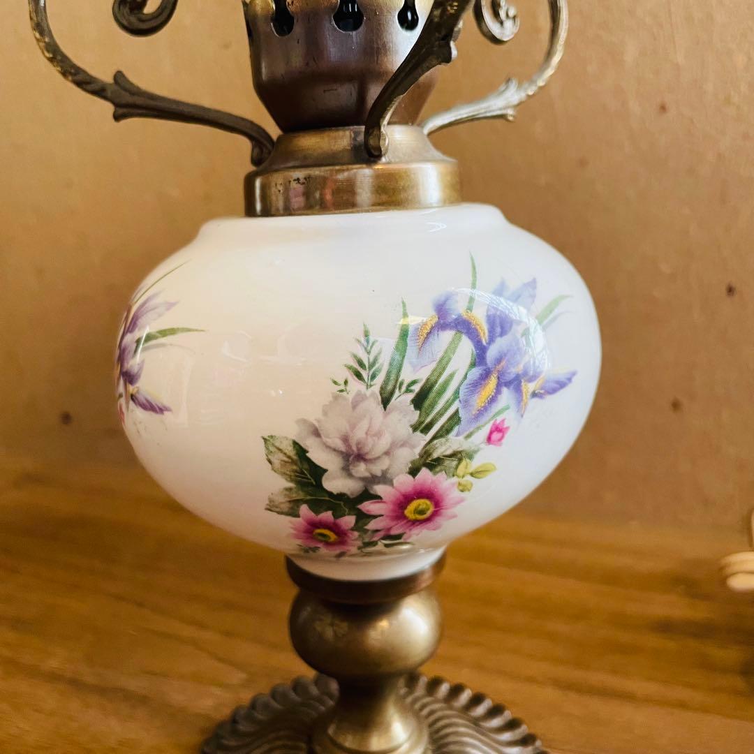アンティーク テーブルランプ 卓上ランプ 乳白ガラス レトロ インテリア 花柄