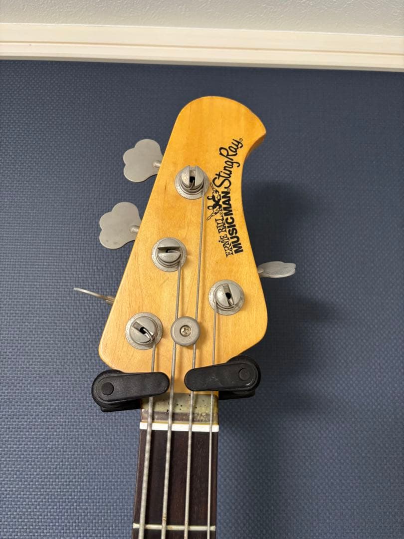 MUSIC MAN StingRay ブラック　エレキベース