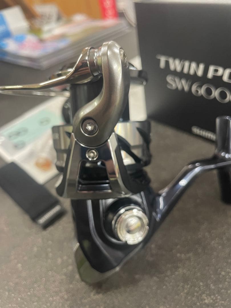 未使用SHIMANO TWIN POWER SW 6000HG 21ツインパワー