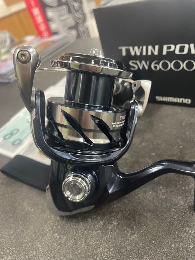 未使用SHIMANO TWIN POWER SW 6000HG 21ツインパワー