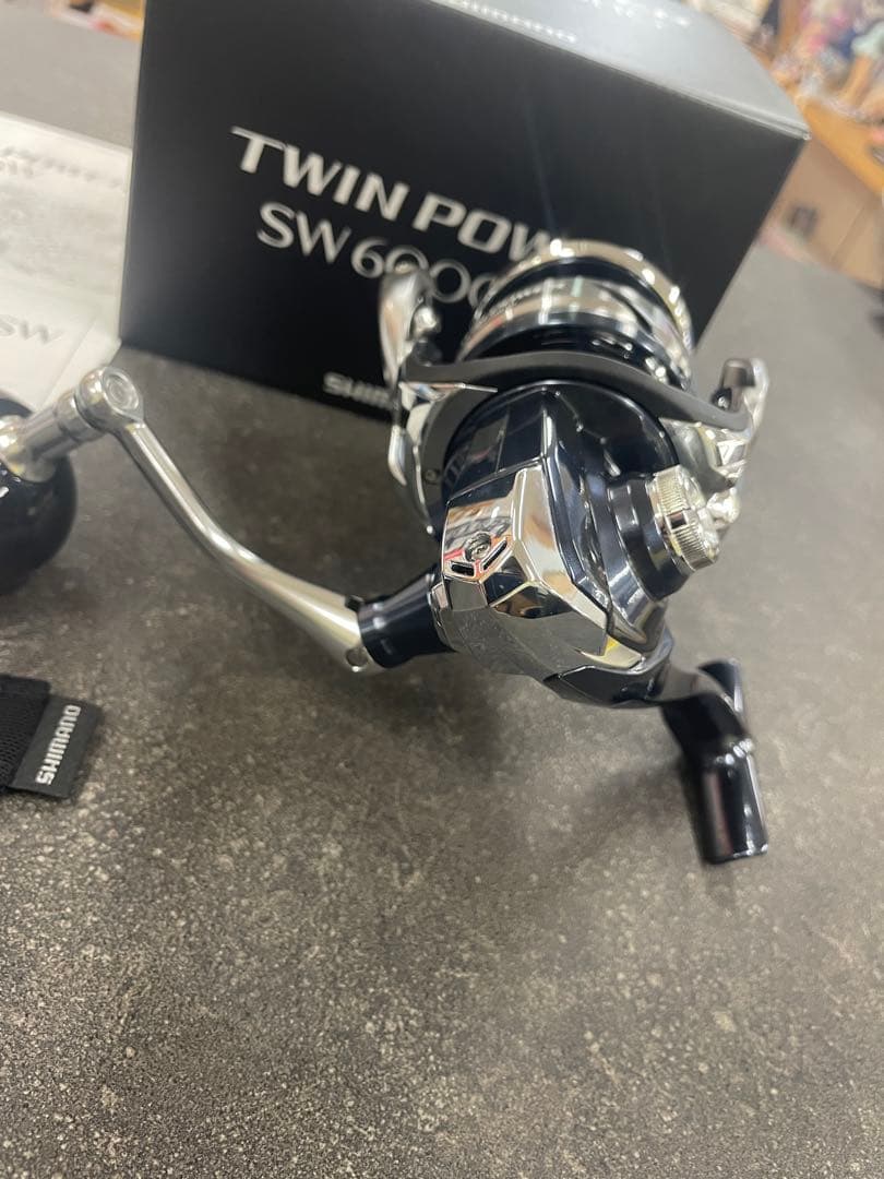 未使用SHIMANO TWIN POWER SW 6000HG 21ツインパワー