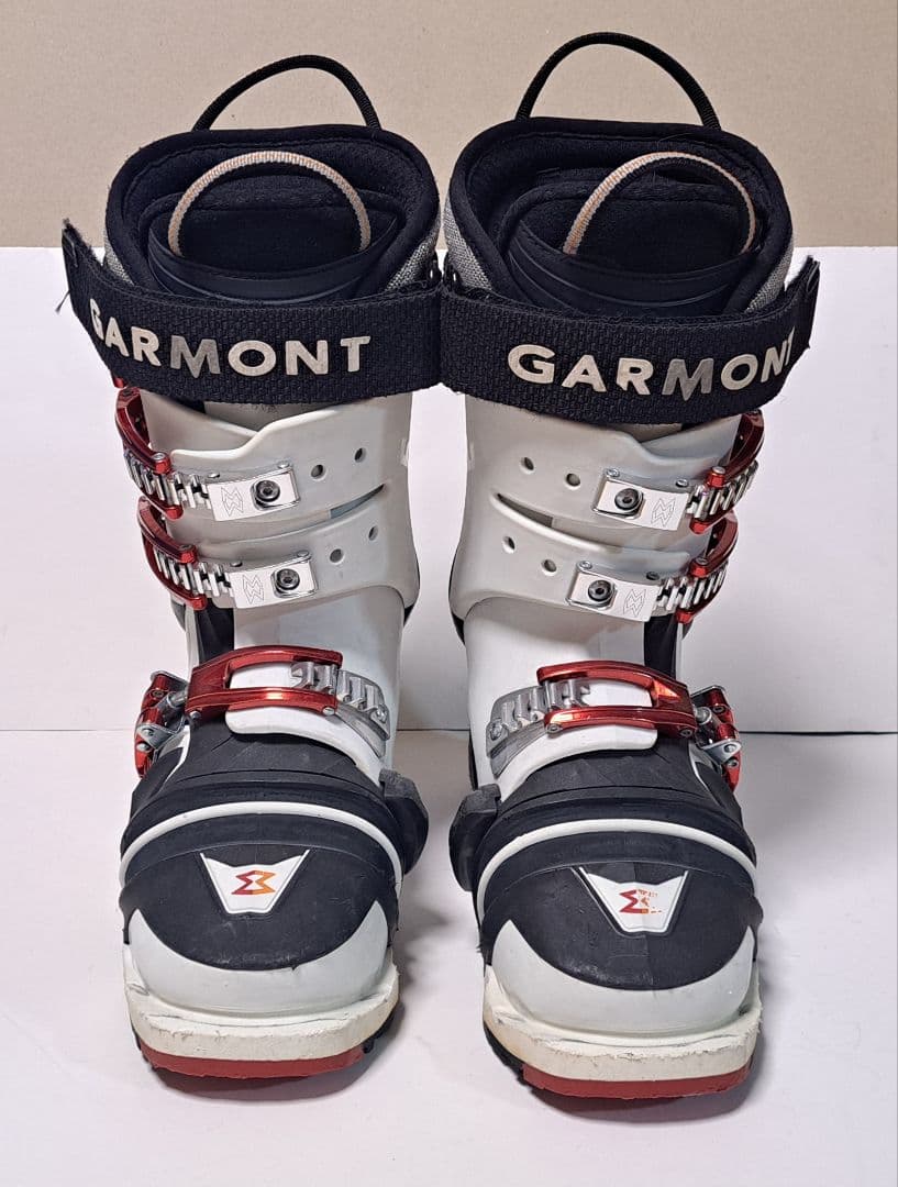 ガルモント NTNテレマークブーツ23.5cm