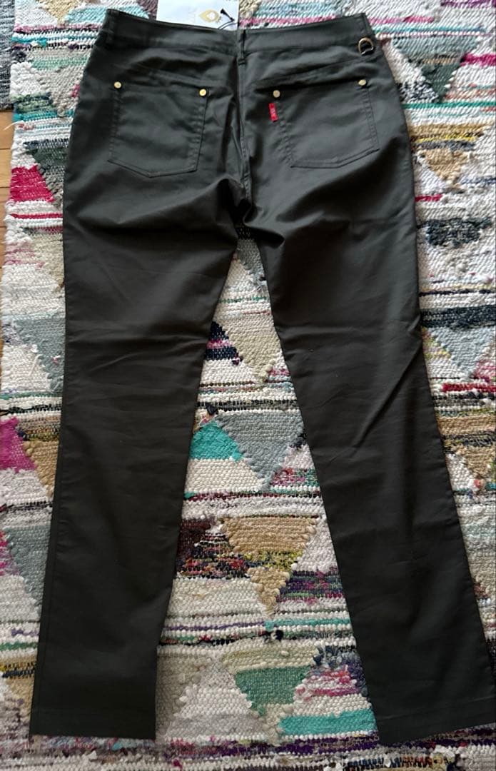 Ｖ12 パンツ　オリーブ・2