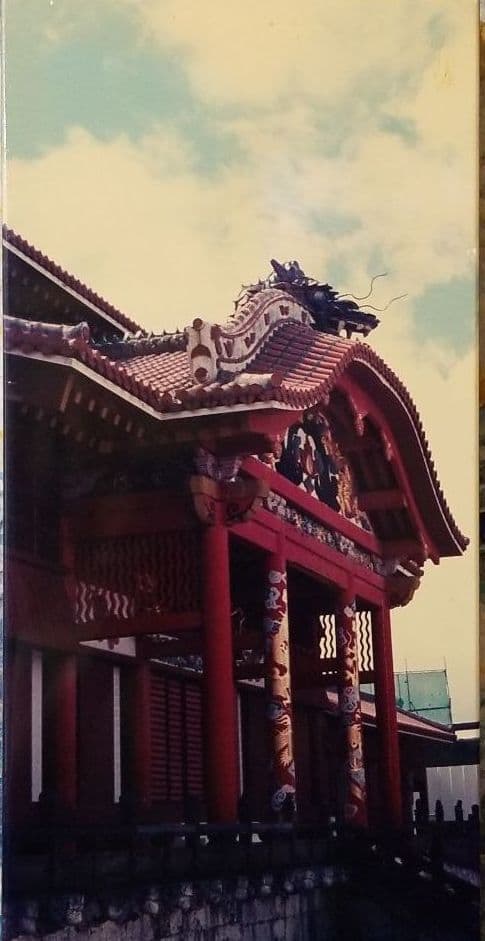 写真パネル貼り 首里城(部分)