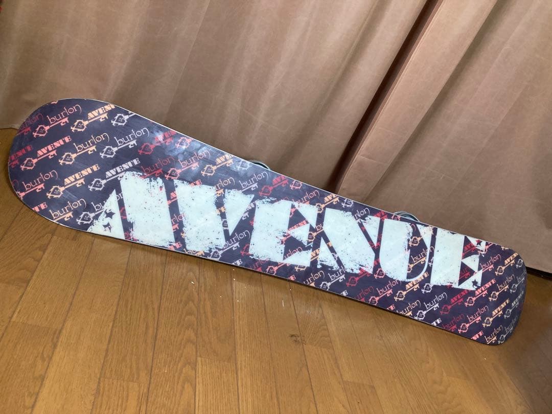 Burton Avenue スノーボード ビンディング付き