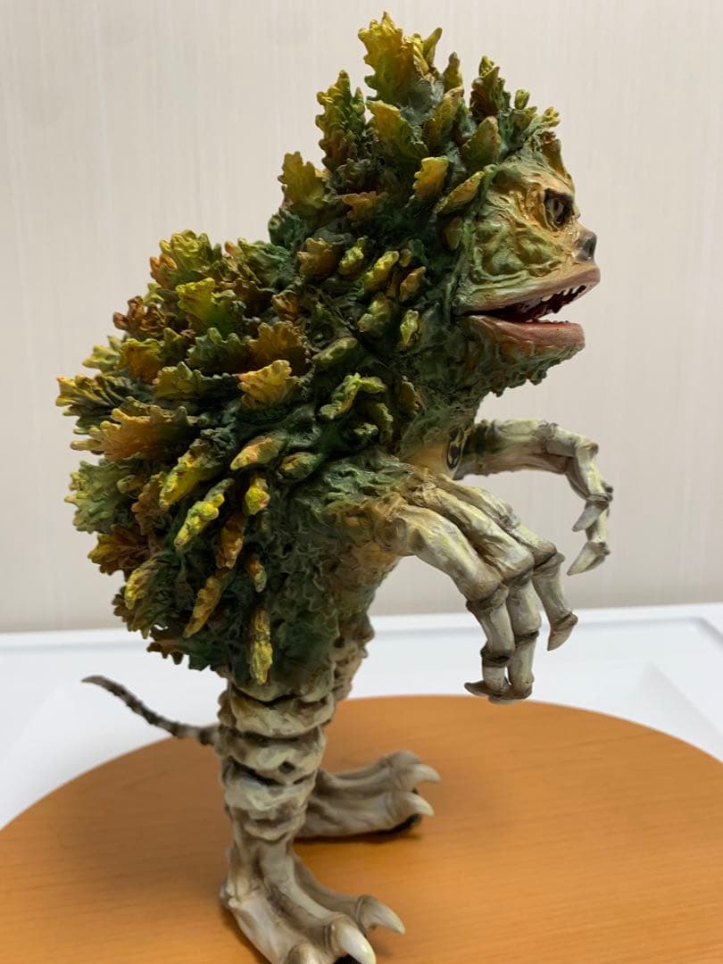 ガラモン　海洋堂　完成品