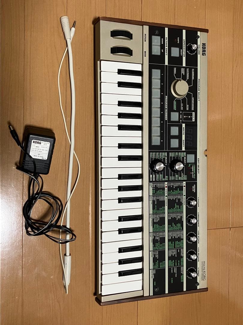 【週末限定割引】KORG microKORG ケース付き