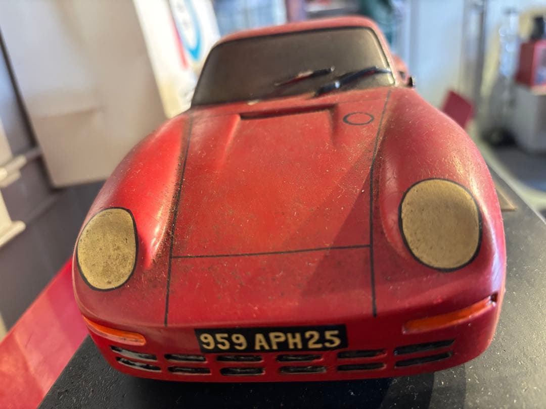 Porsche 959 モデルカー 赤　木製