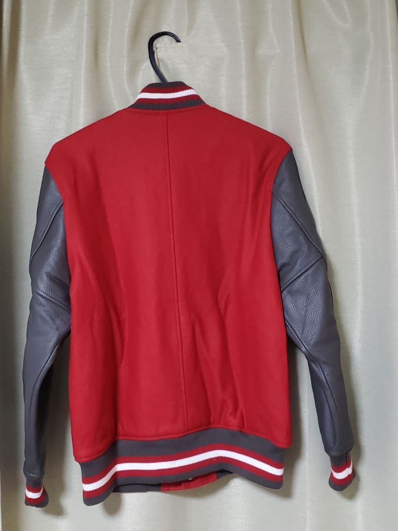 Carp 広島カープ　本革スタジアムジャンパMサイズ