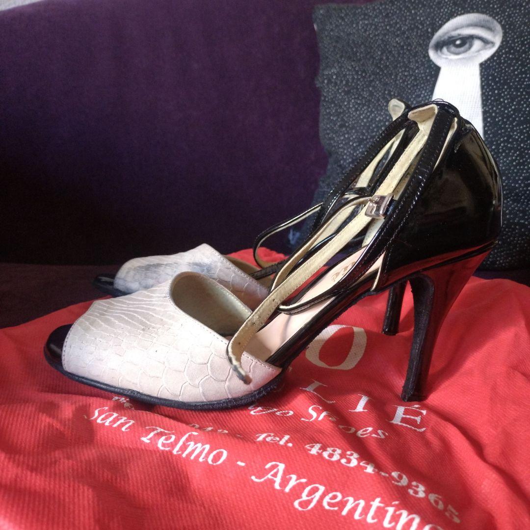 一度使用美品 Delie エナメル・クロコダイル風アルゼンチンタンゴ 社交ダンス