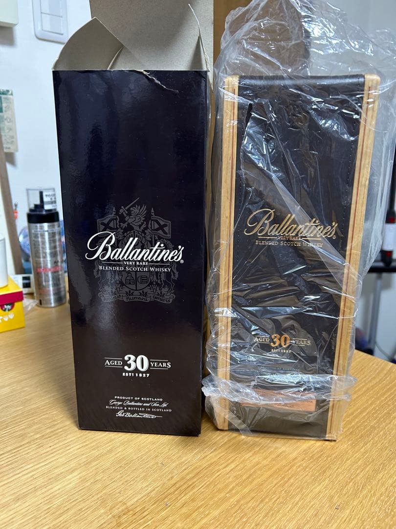 30年熟成バランタイン 700ml 木箱付き