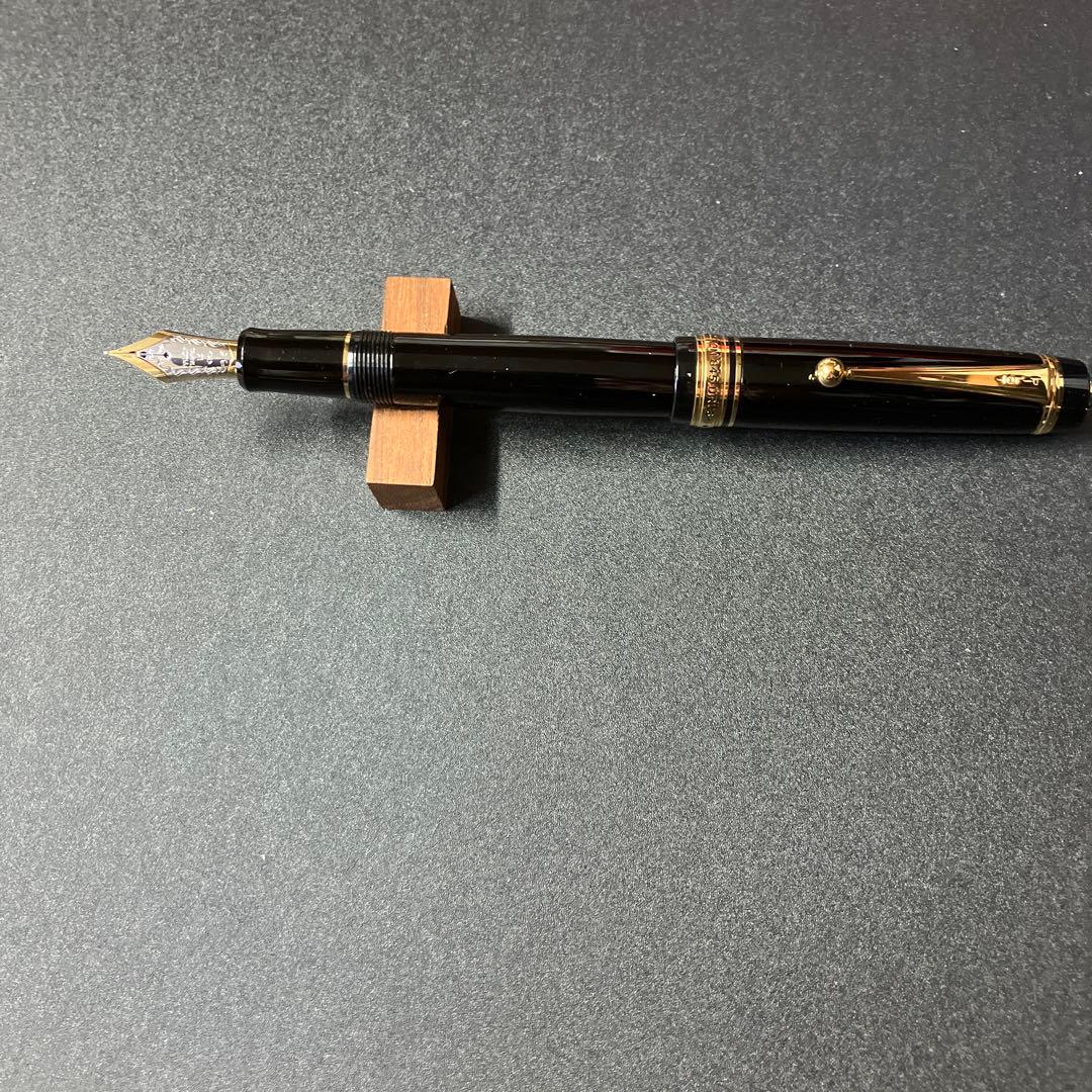 パイロット845 漆　中字