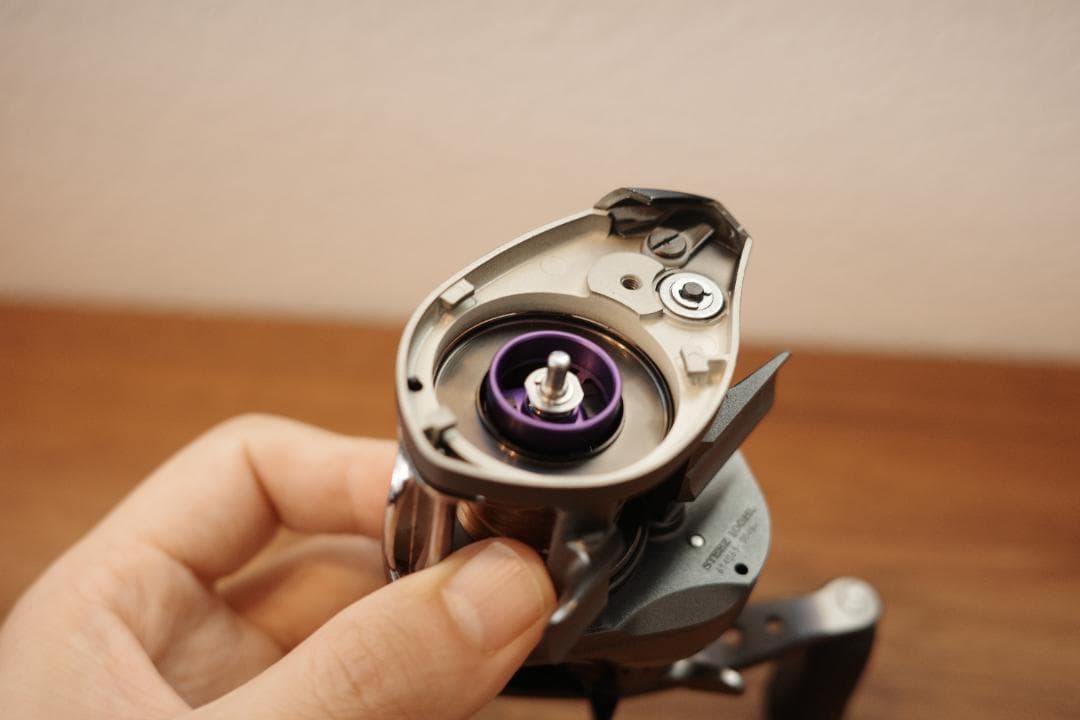 【美品】Steez 100HL ベイトリール 左ハンドル 中古