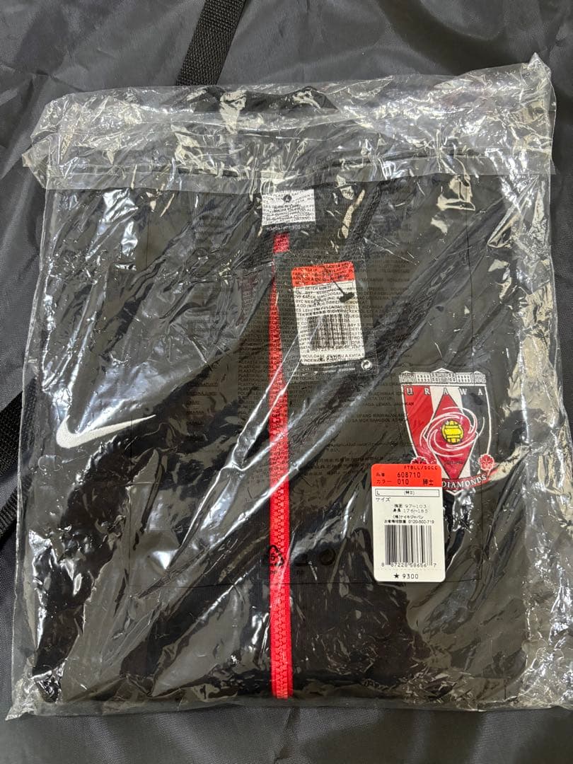 浦和レッズ　ジャケット　URAWA Lサイズ　新品未開封　FCWC