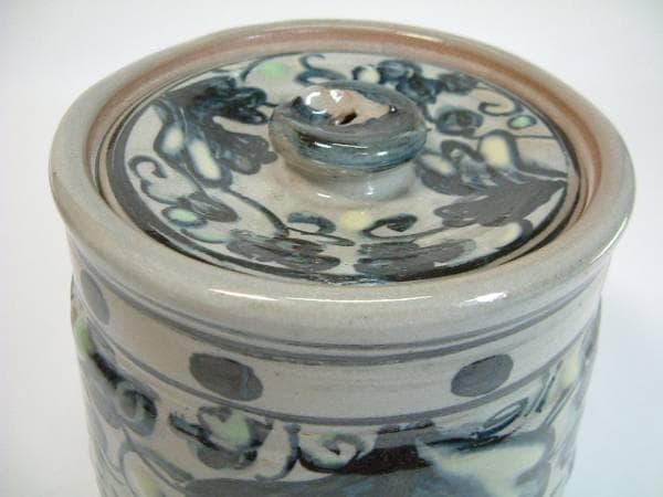 水指■染付唐草図水指 草花 葉 窯印有り 茶器 みずさし 古美術 お茶道具■