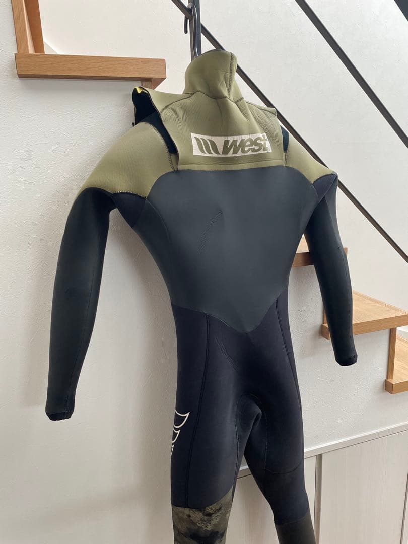 ば*ー様 【最終値下げ】冬前に！west ウェットスーツ セミドライ　5/3