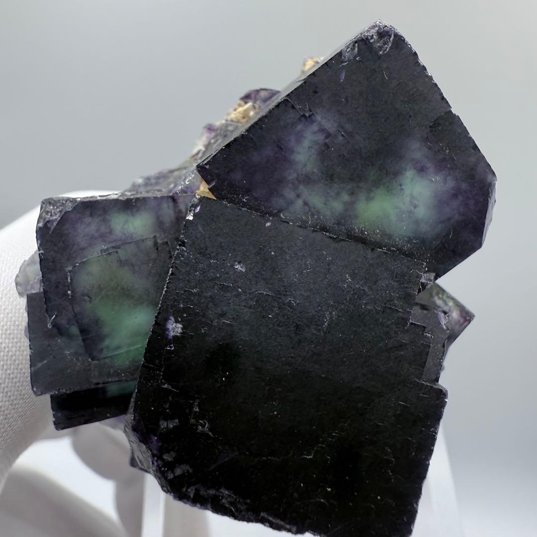 フローライト ナミビア Okorusu Mine産 蛍石 原石 23