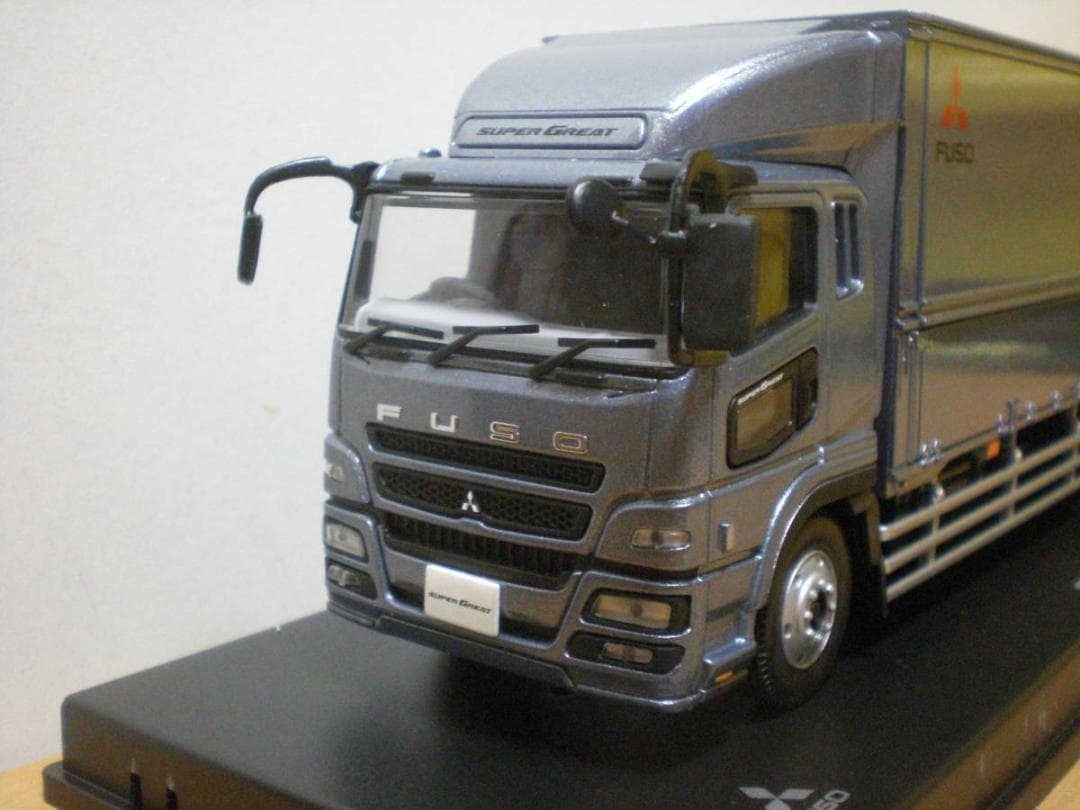 非売品 三菱ふそう スーパーグレート FUSO 75周年記念