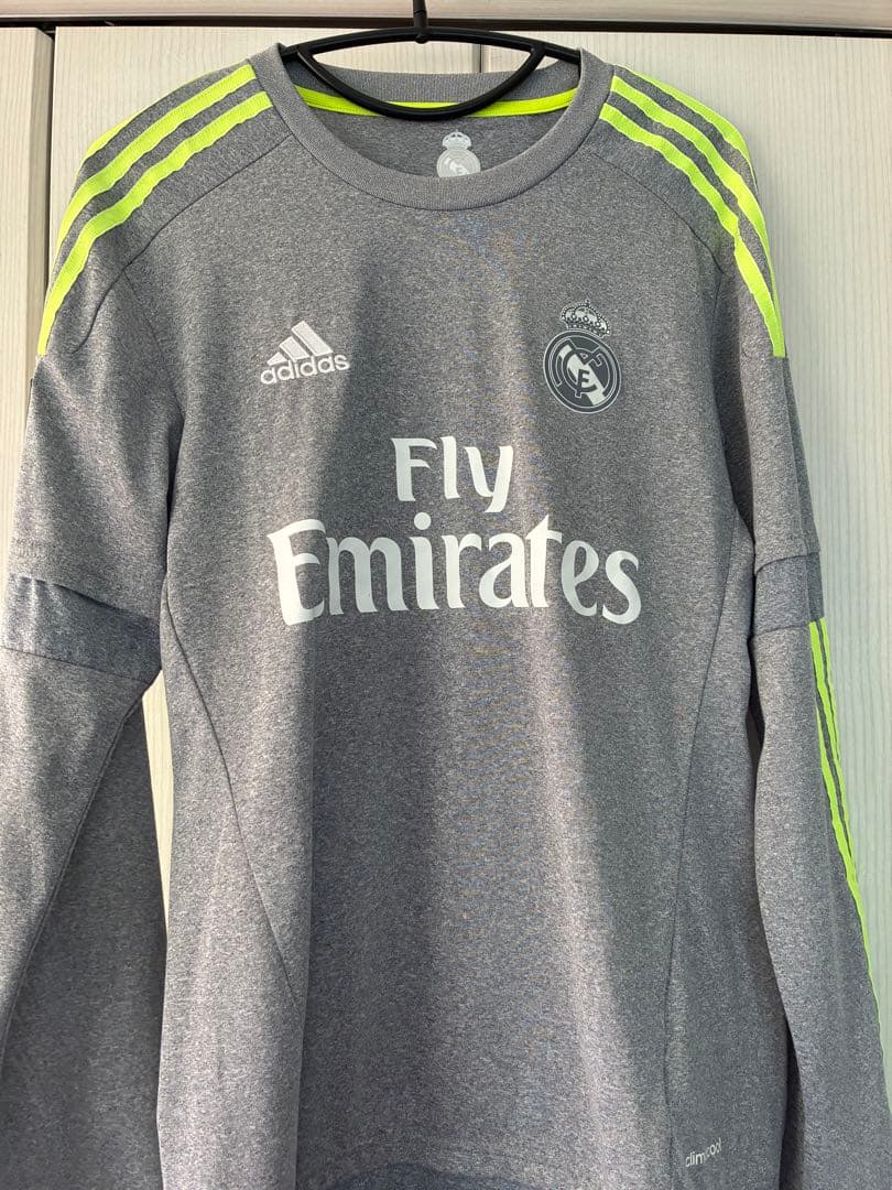 adidas レアル・マドリード 長袖シャツ &パンツ・ソックス