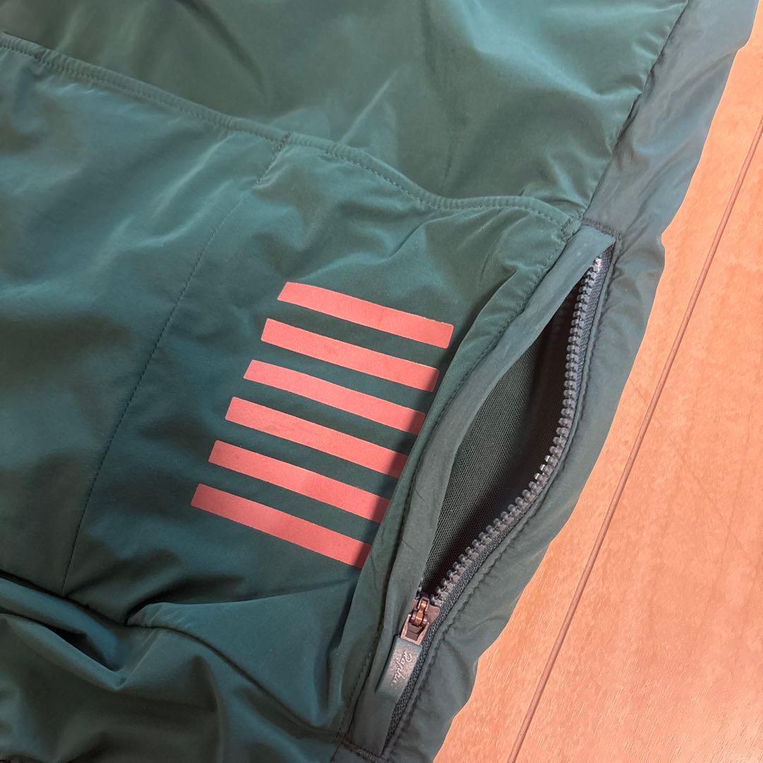 rapha プロチーム　インサレーテッドジレ