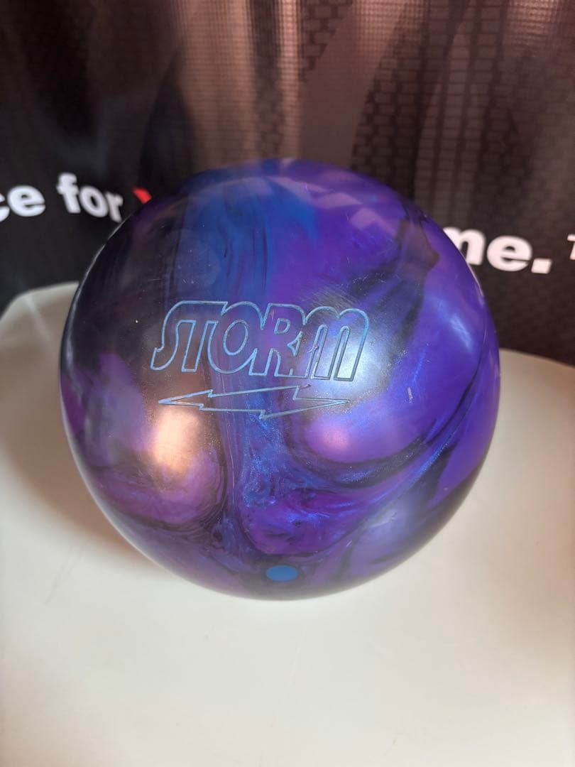 インフィニットフィジックス　15ポンド　ストーム　ボウリング　ボール