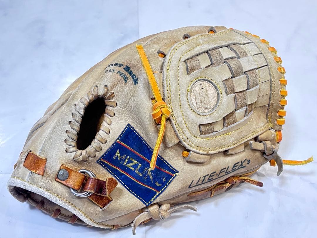 【希少・ビンテージ品】ミズノ ワールドウィン 一般軟式用グローブ