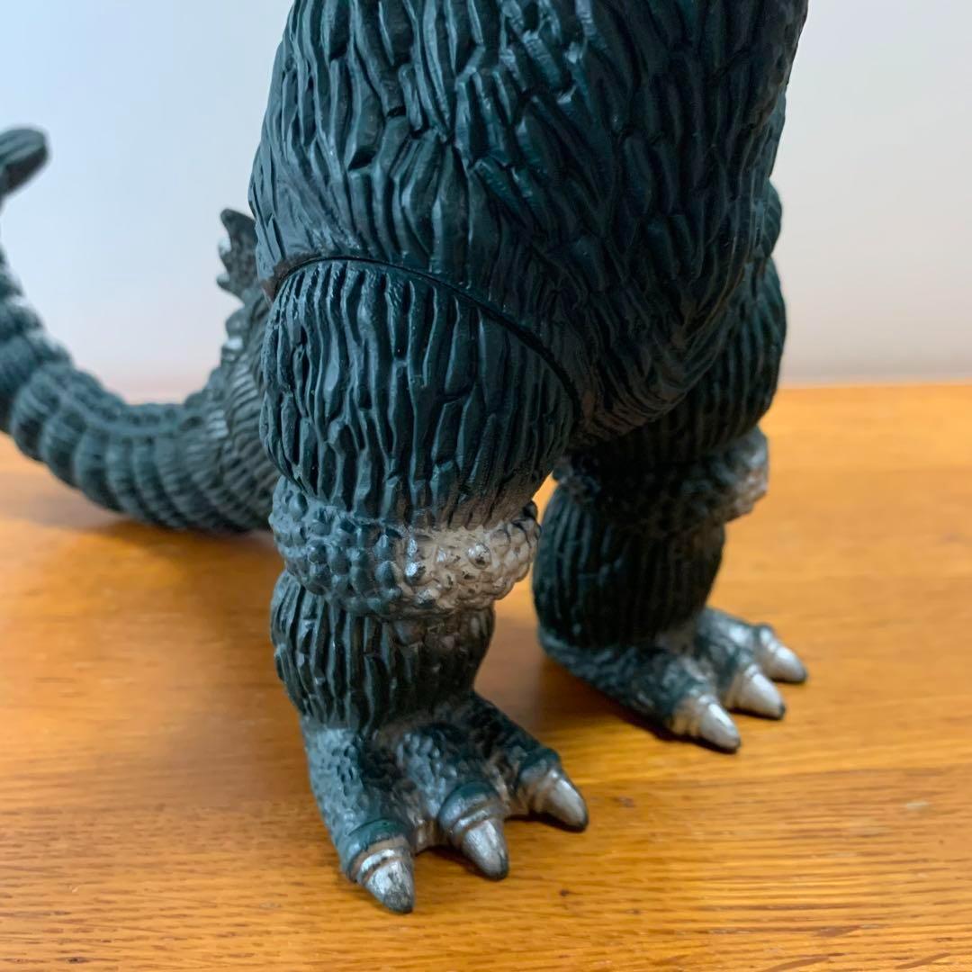 管理番号❀M097◻️⊶ゴジラ ヴィンテージ品 1983 ソフビ バンダイ 東宝
