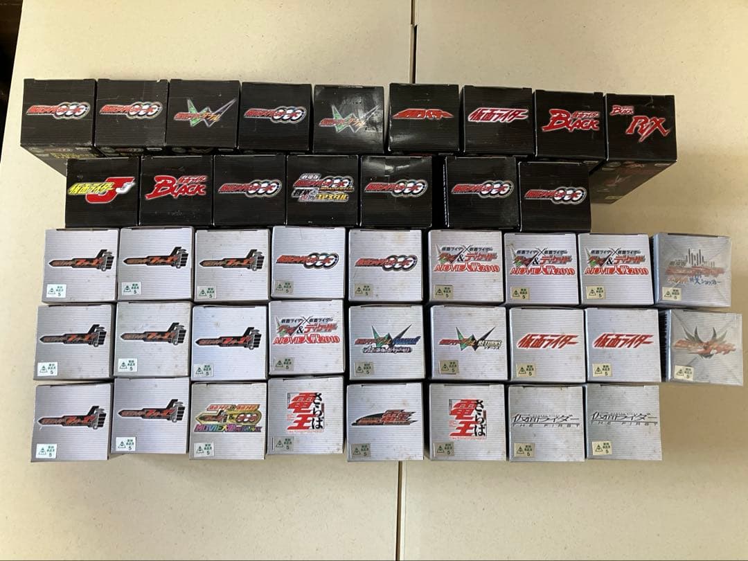 仮面ライダーワールドコレクタブルフィギュア42個 まとめ売り！ 1体約300円