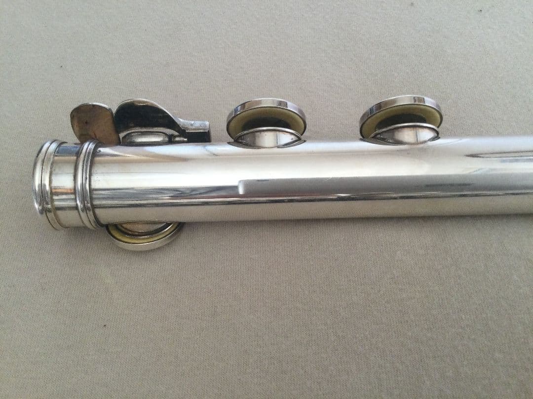 イワオフルート管体銀Eメカ　分解磨き調整済　新品購入後5年未満新品価格の4分の1