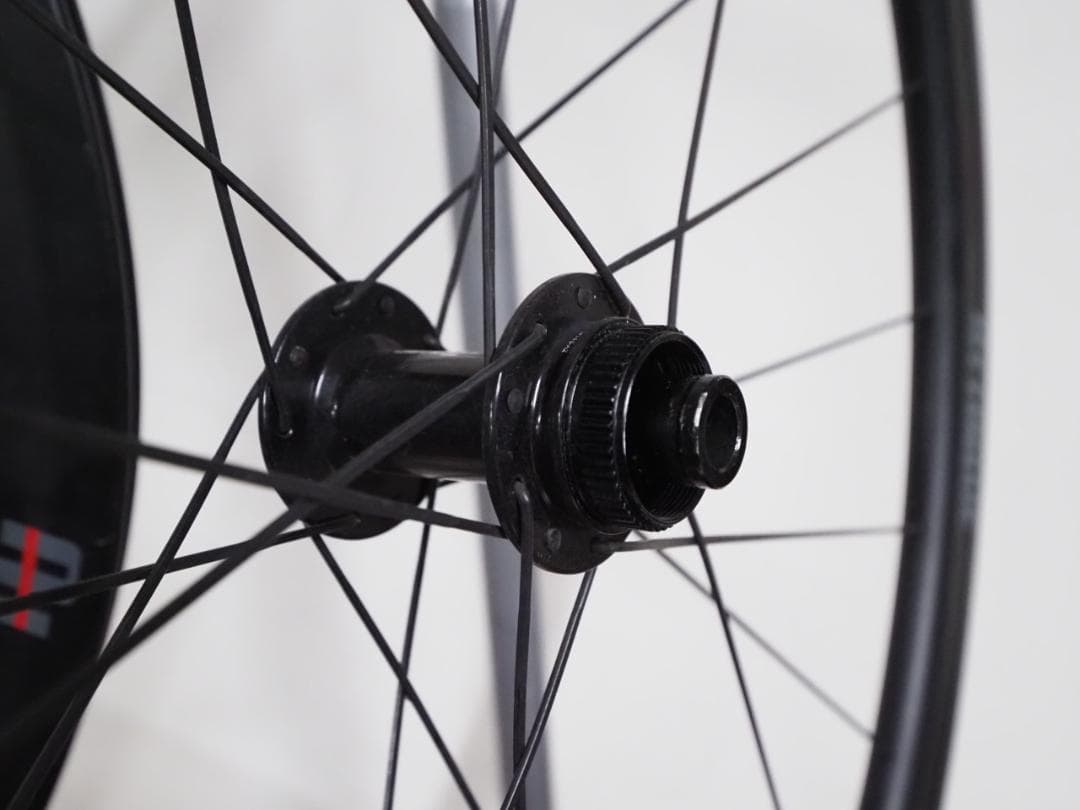 アタッキ カーボンホイール ディスクブレーキ 45mm　ATTAQUE 前後