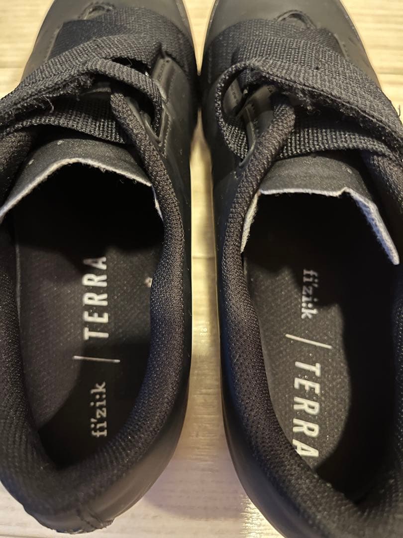 フィジークX4 SPD   サイズEU37（23.5〜24.0cm）