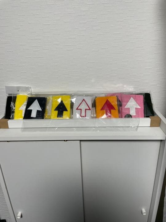 ハイロウズ　リストバンド　12個