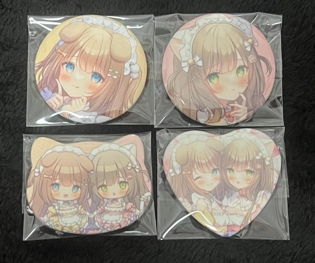 おもちもなか　二周年缶バッジセット