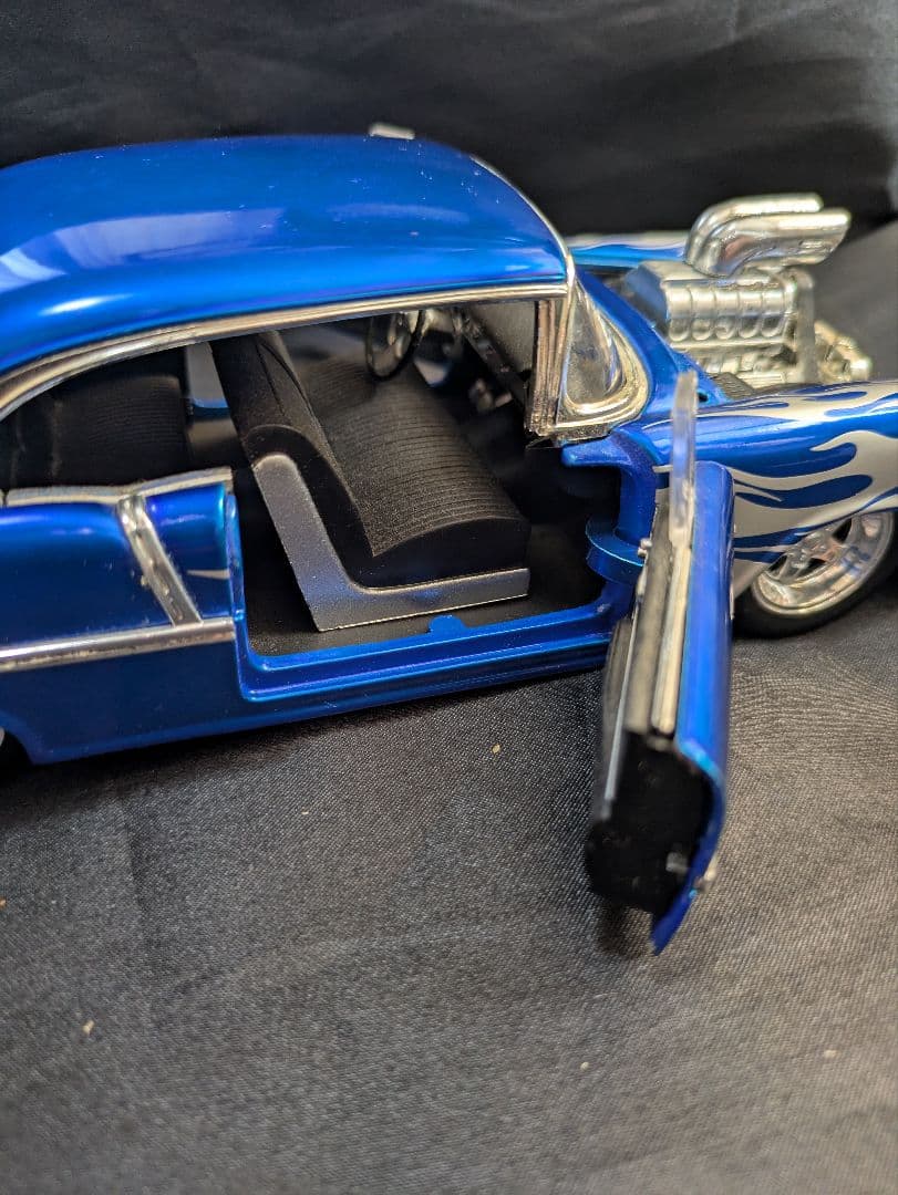 jada シボレー　ベルエア 1/24