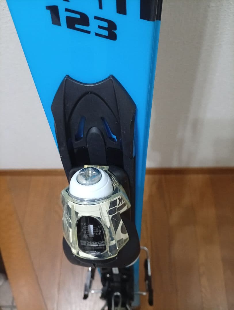 小*泉様 ロシニョール ショートスキー PUR SUIT 123　ゲレンデ　カー