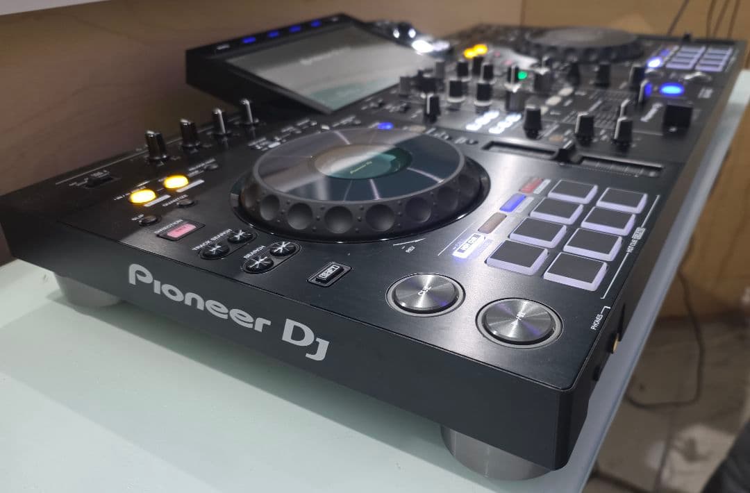 Pioneer DJ XDJ-RX3 （スピーカー、ヘッドフォン、専用カバー付）