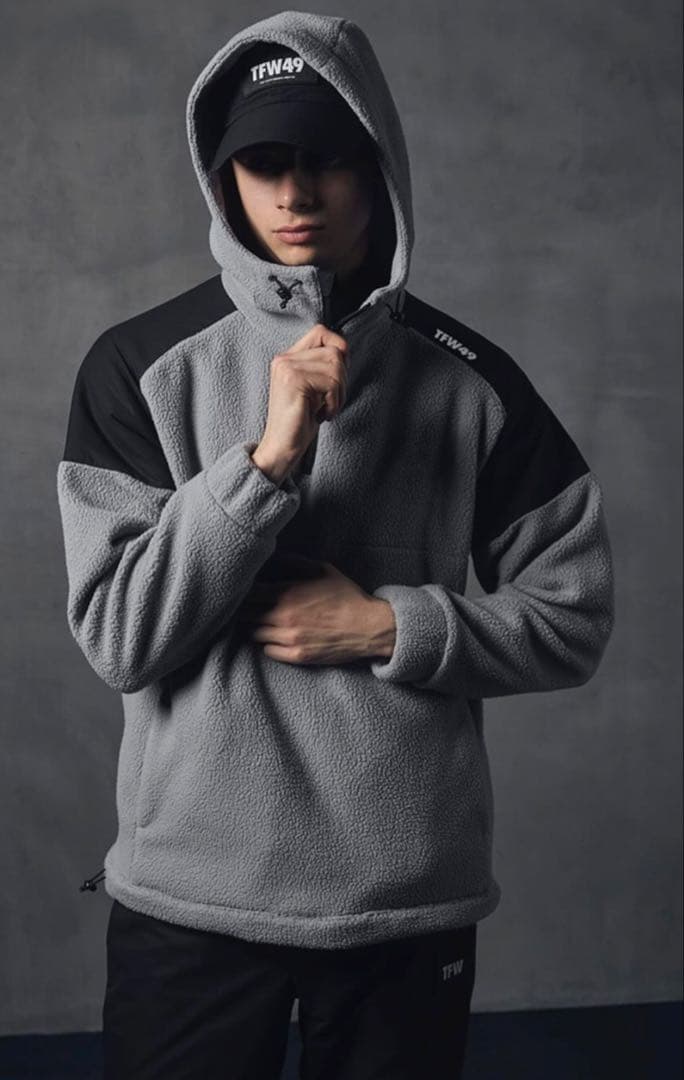 TFW49 VW HOODIE Lフリースジャケット グレー