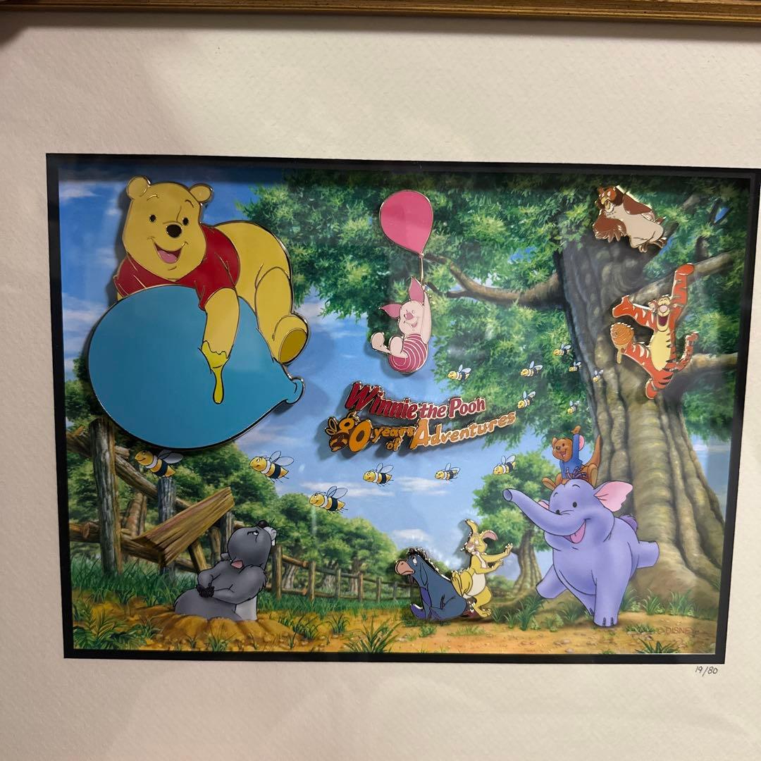 世界限定80くまのプーさん 額装ピンバッチ